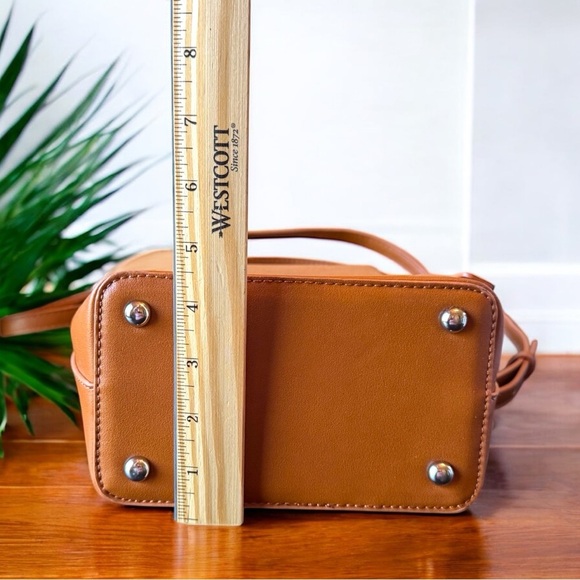 NWT Lulus Convertible Mini Backpack Purse – Tan Brown Faux Leather - Picture 15 of 16